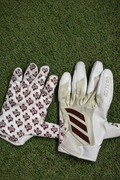 Texas A&M Gloves 🤍