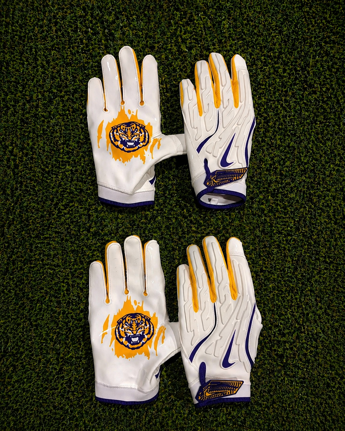 LSU Gloves 🐯