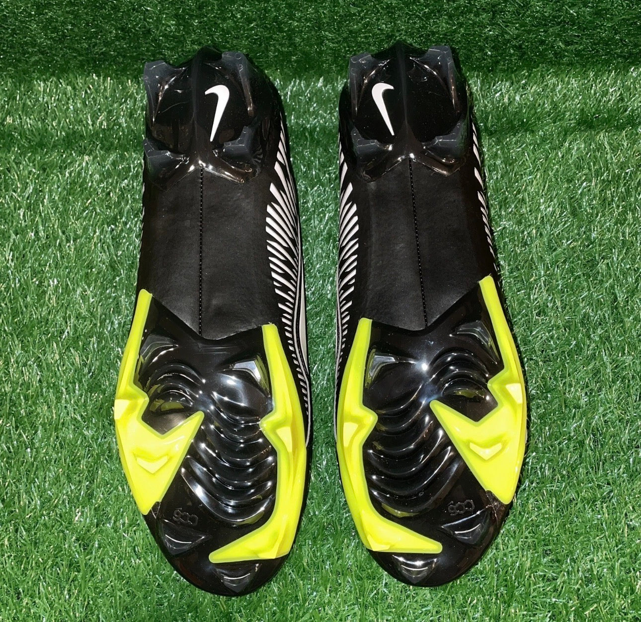 Vapor Carbon Cleats 🖤