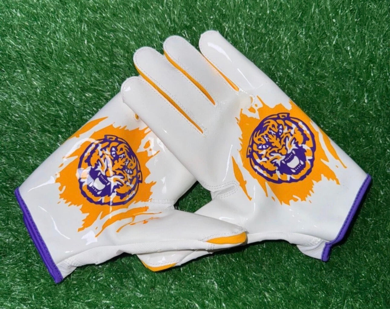 LSU Gloves 🐯