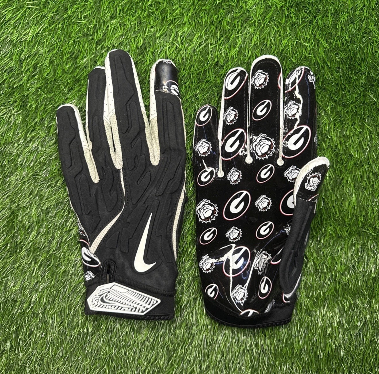 Georgia Gloves 🐶