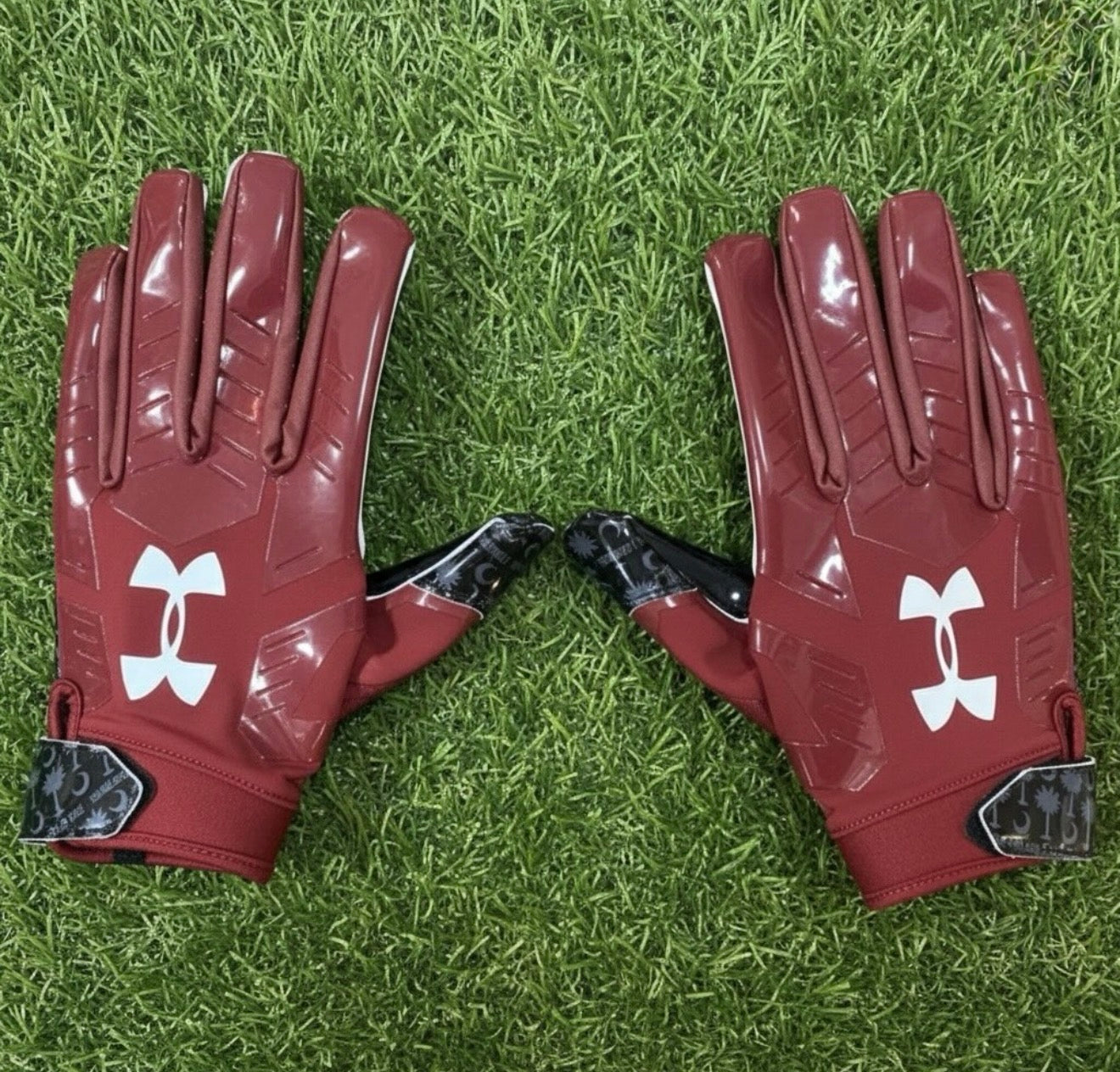 South Carolina Gloves 🐓